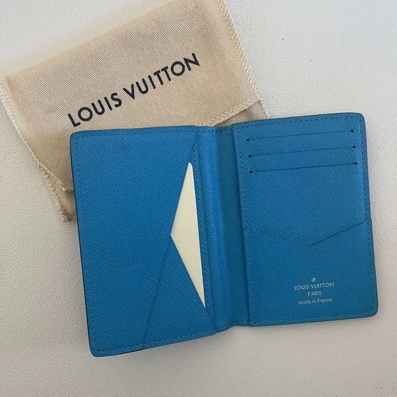 Louis Vuitton card holder/wallet - Picture 3 of 5